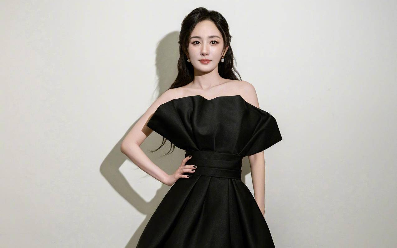 黑色裙子气质美女杨幂 4k壁纸 3840x2400