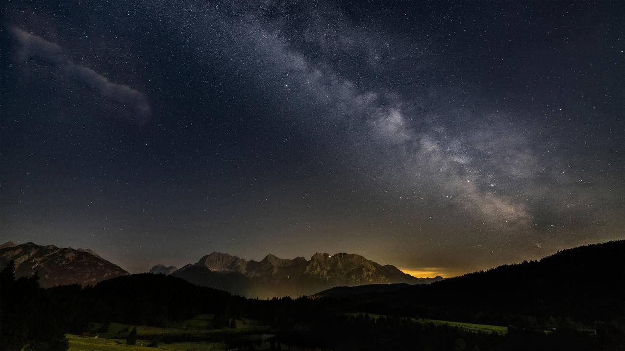 阿尔卑斯山 夜晚 星空风景 4k高清壁纸