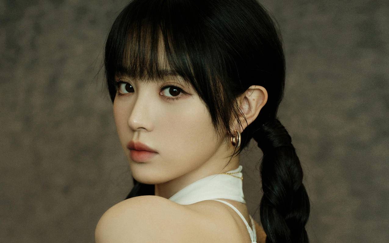 田曦薇 美女回头 高清 4K壁纸 3840x2400
