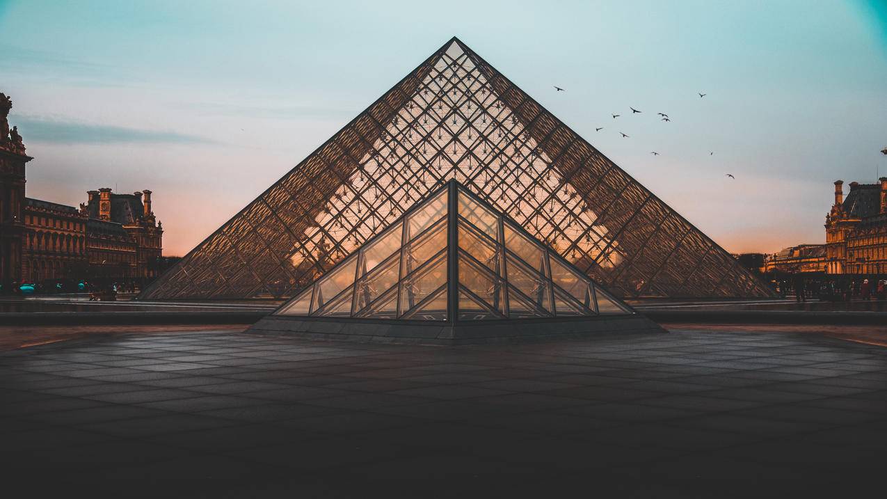 风景建筑巴黎卢浮宫4k壁纸