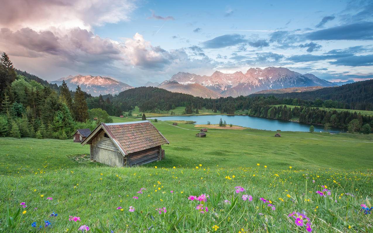 美丽的阿尔卑斯山风景2560*1600高清2K壁纸