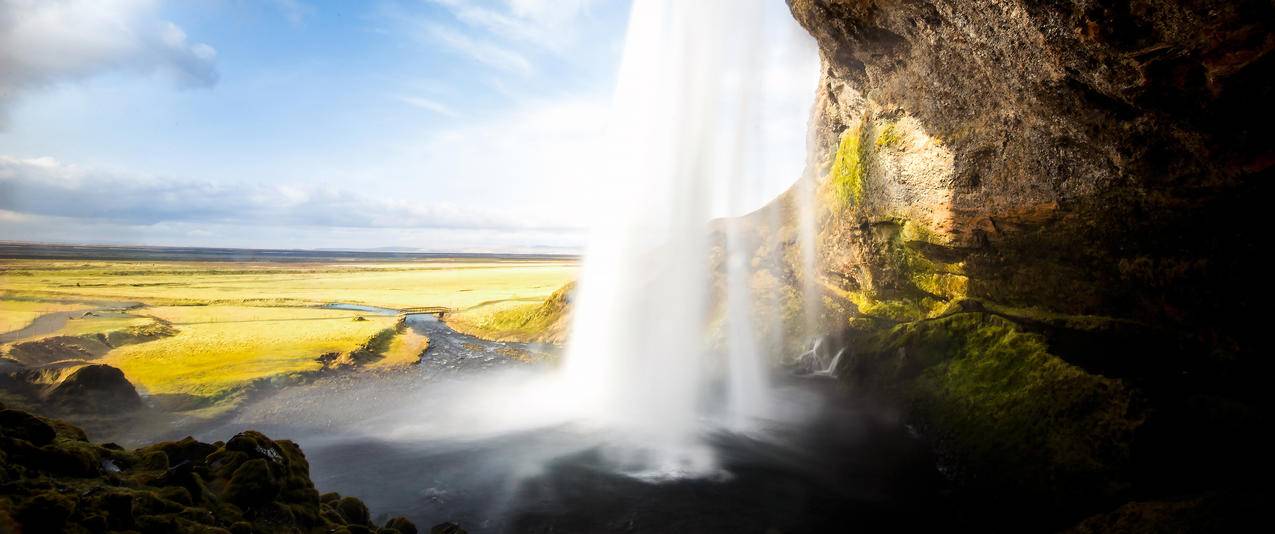 冰岛瀑布风景带鱼屏壁纸