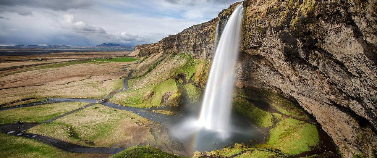 冰岛塞里雅兰瀑布带鱼屏壁纸