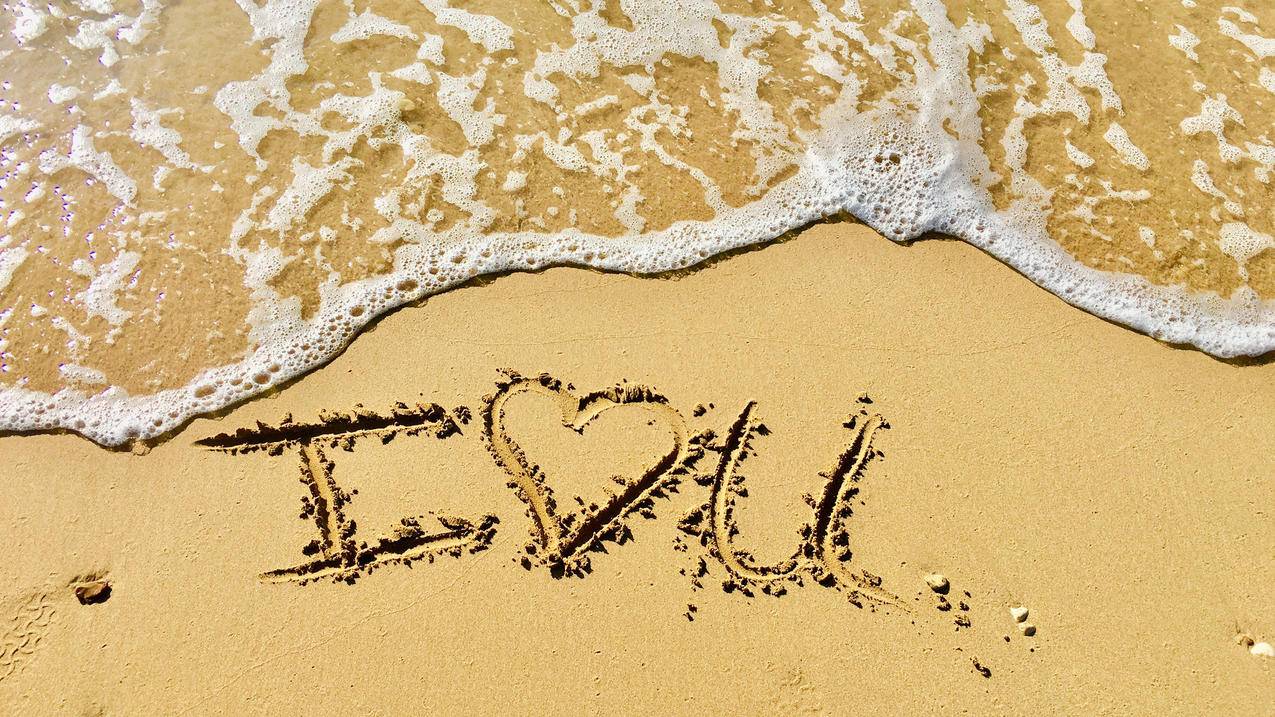 爱情沙滩海滩4k壁纸
