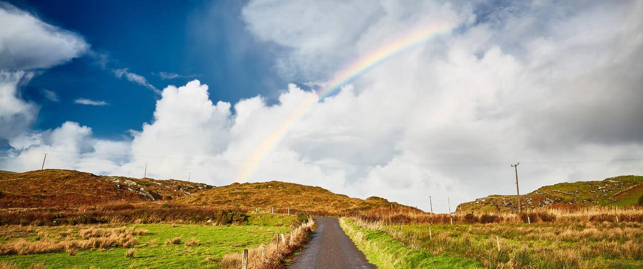 爱尔兰彩虹风景带鱼屏壁纸