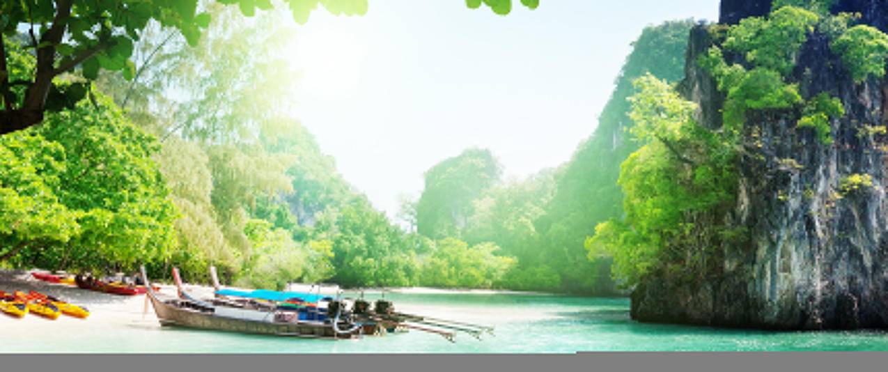 泰国美丽岛屿风景带鱼屏壁纸