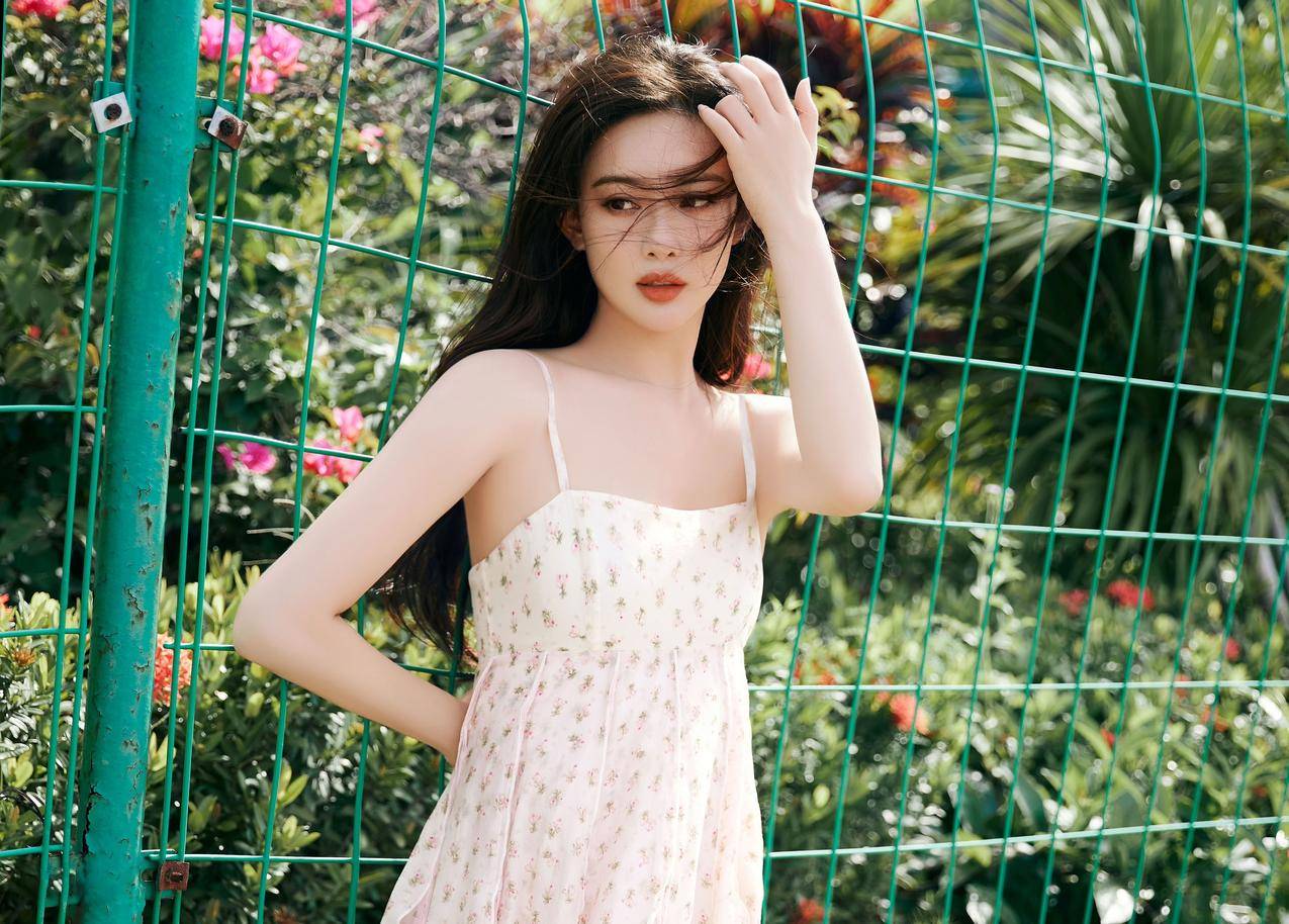 小清新美女孟子义4k壁纸