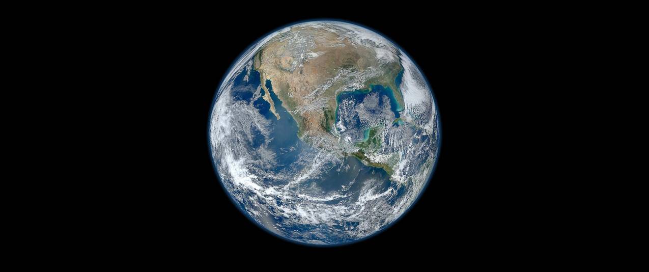 地球全貌NASA带鱼屏壁纸